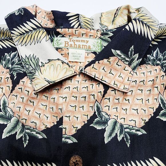 Tommy Bahama Relax IslandZone 100% Silk Pineapple Petals Tropical Camp Shirt VTG - Picture 6 of 10